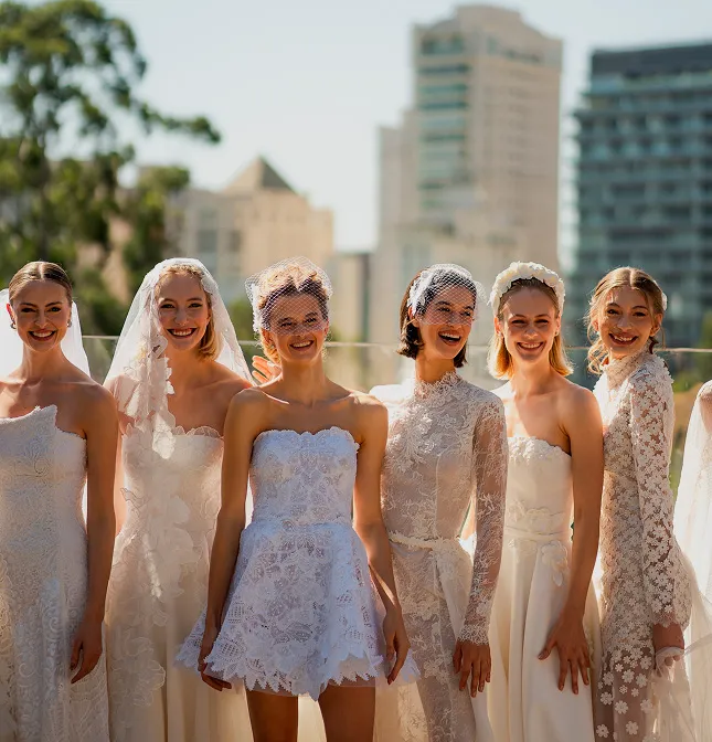 Noivas Conhecendo Tendências no Evento Casar.com Feira de casamento